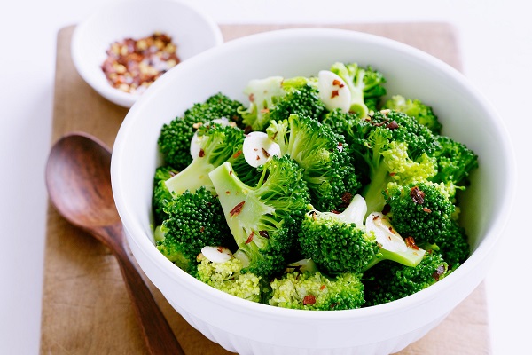 Món ăn từ bông cải xanh giải độc cho cơ thể
