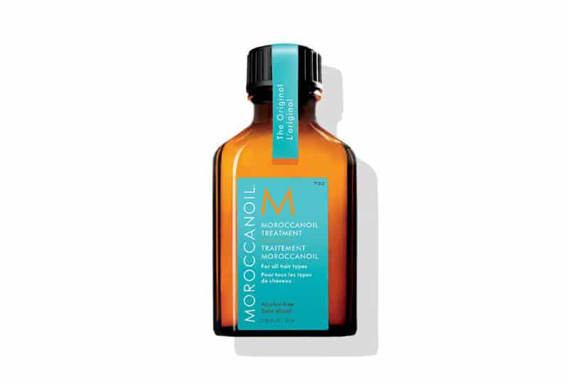 Dầu moroccanoil chứa nhiều axit béo thiết yếu sẽ nuôi dưỡng và khiến tóc trở nên chắc khỏe hơn