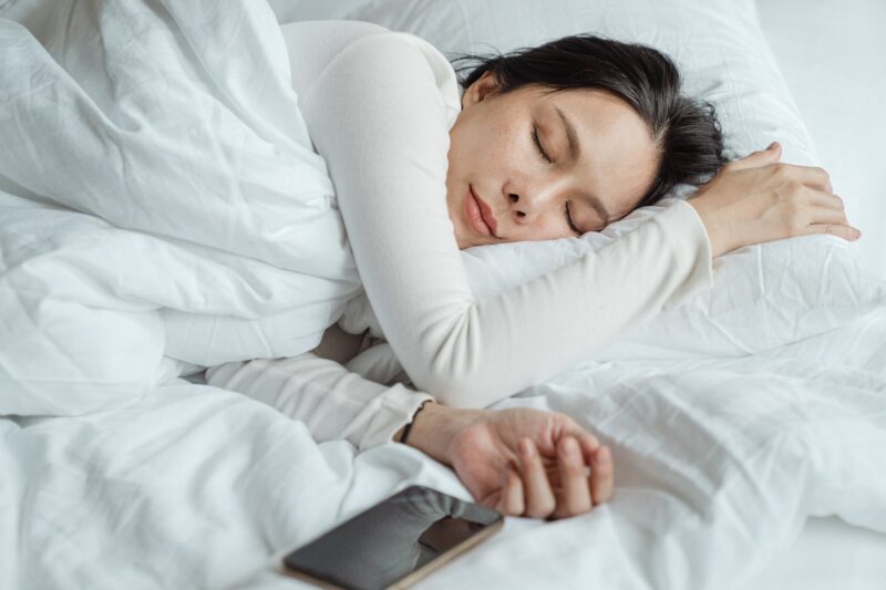 Chứng ngưng thở khi ngủ có thể ảnh hưởng đến tim mạch.