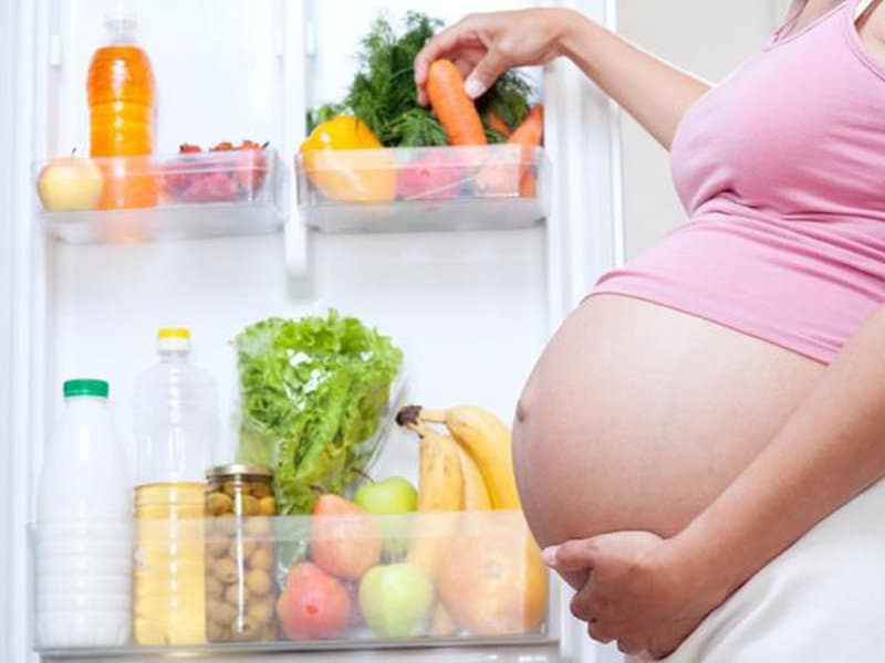 Bổ sung vitamin và kẽm rất quan trọng khi mang bầu