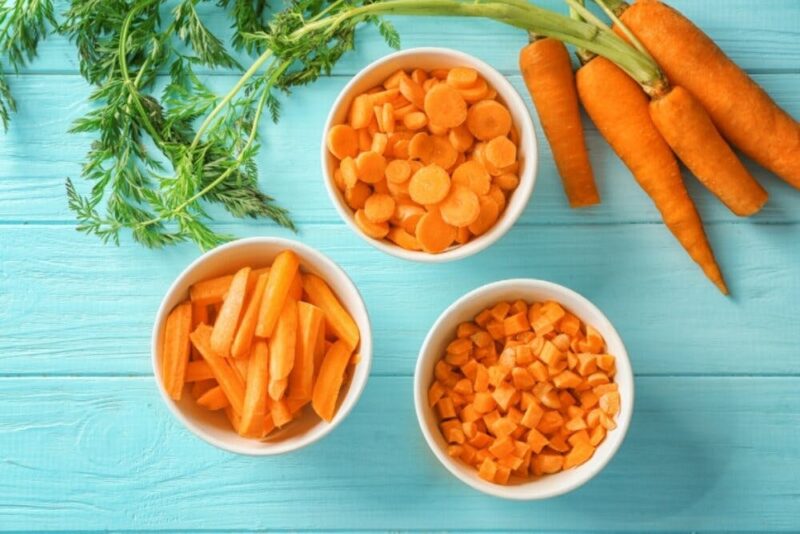 Mặc dù là rau củ nhưng cà rốt chứa nhiều tinh bột