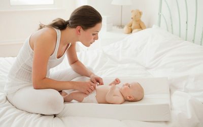 Việc chăm con vất vả khiến người mẹ mệt mỏi, không còn hứng thú